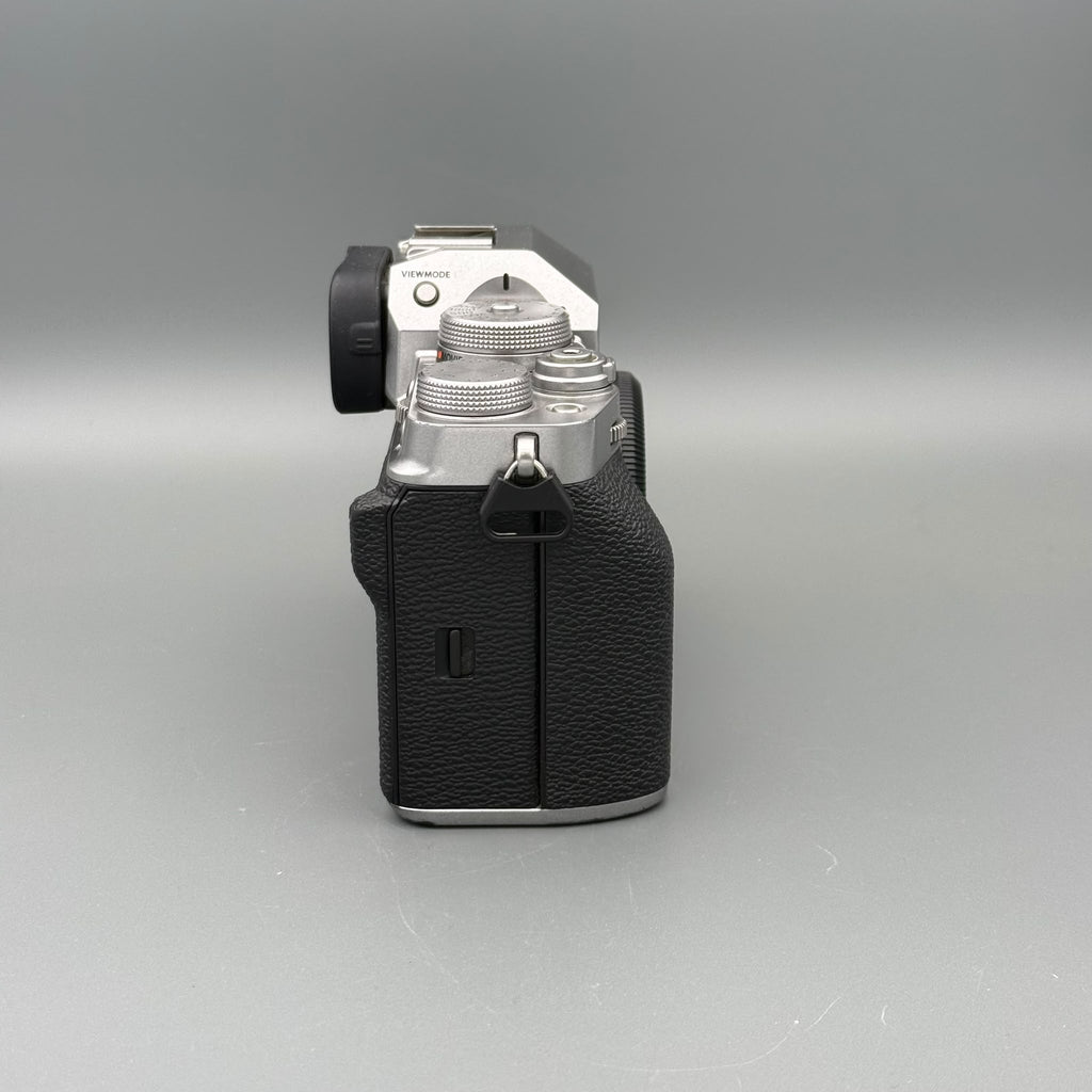 Fujifilm X-T4 (body)